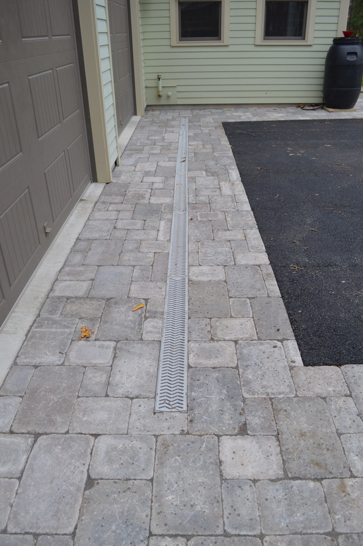 Paver Apron, Walkways, and Stone Stairs Landshapes